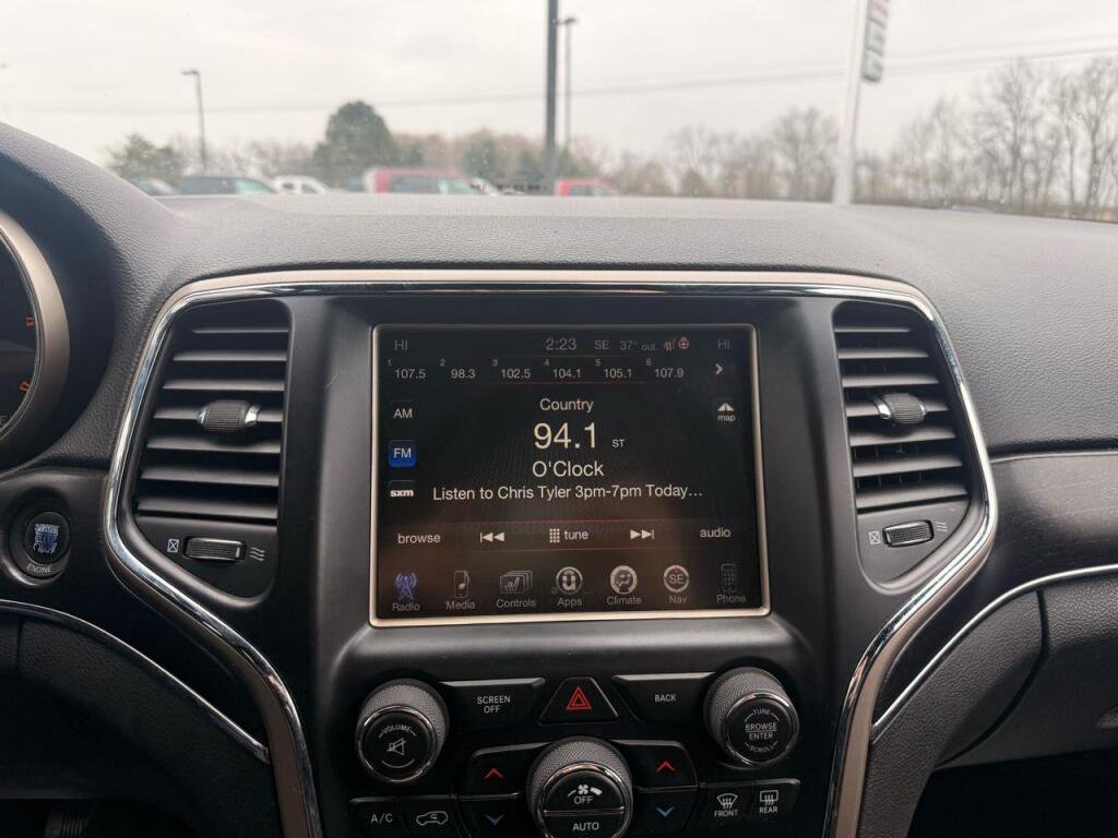 Used 2014 Jeep Grand Cherokee Limited w/ Trailer Tow Group IV image 19