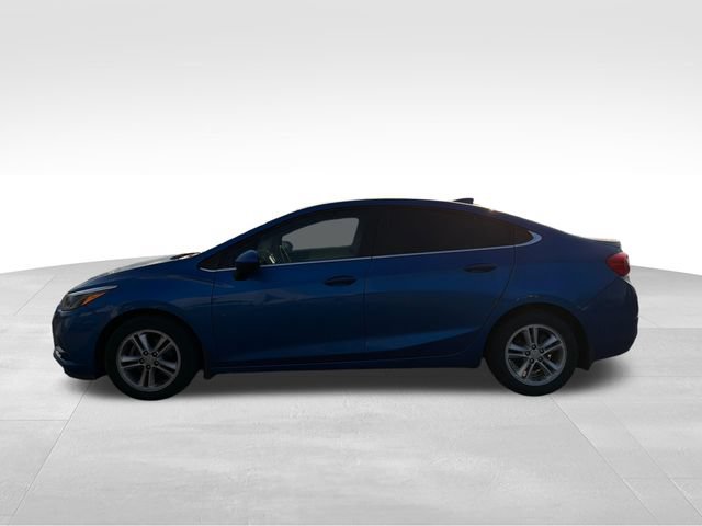 Used 2017 Chevrolet Cruze LT FWD image 6