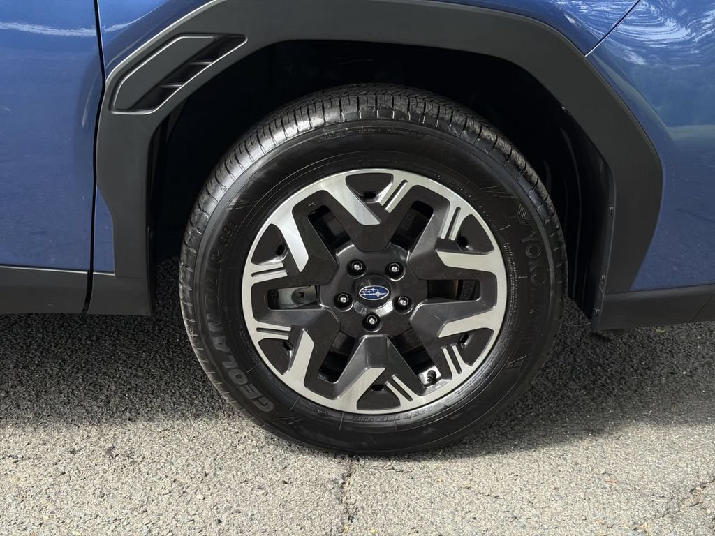 Used 2026 Subaru Forester Premium AWD/4WD image 13