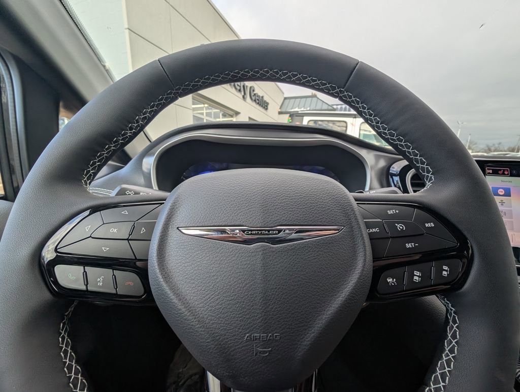 New 2026 Chrysler Pacifica Select w/ S Appearance Package FWD image 22