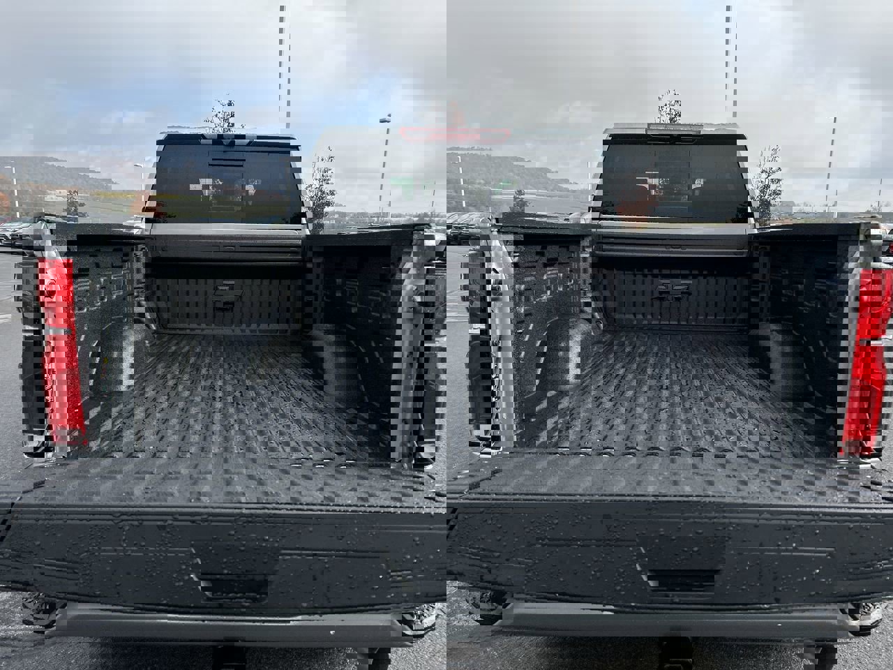 New 2026 Chevrolet Silverado 3500 High Country w/ Technology Package image 9