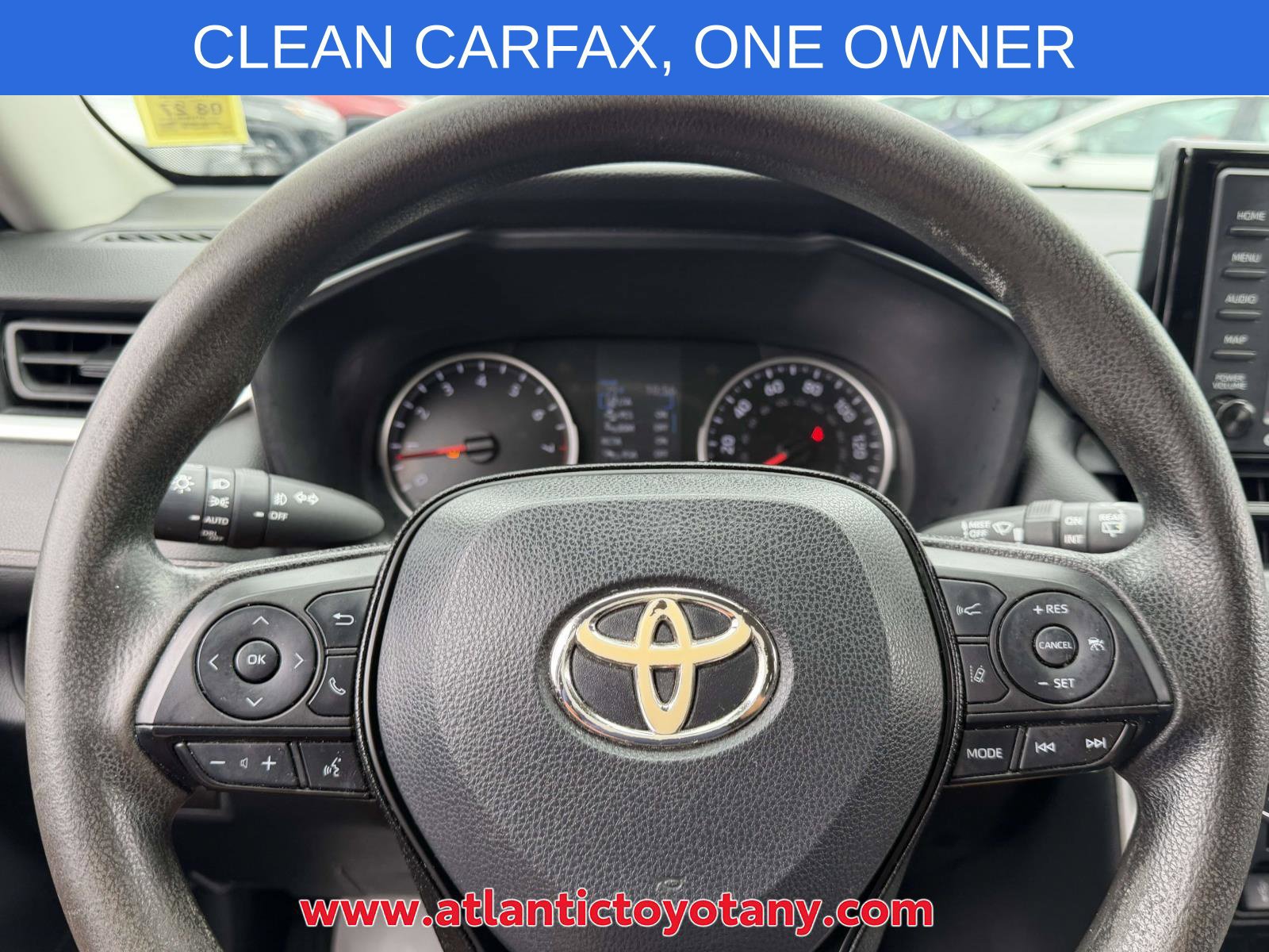 Used 2021 Toyota RAV4 XLE AWD/4WD image 8