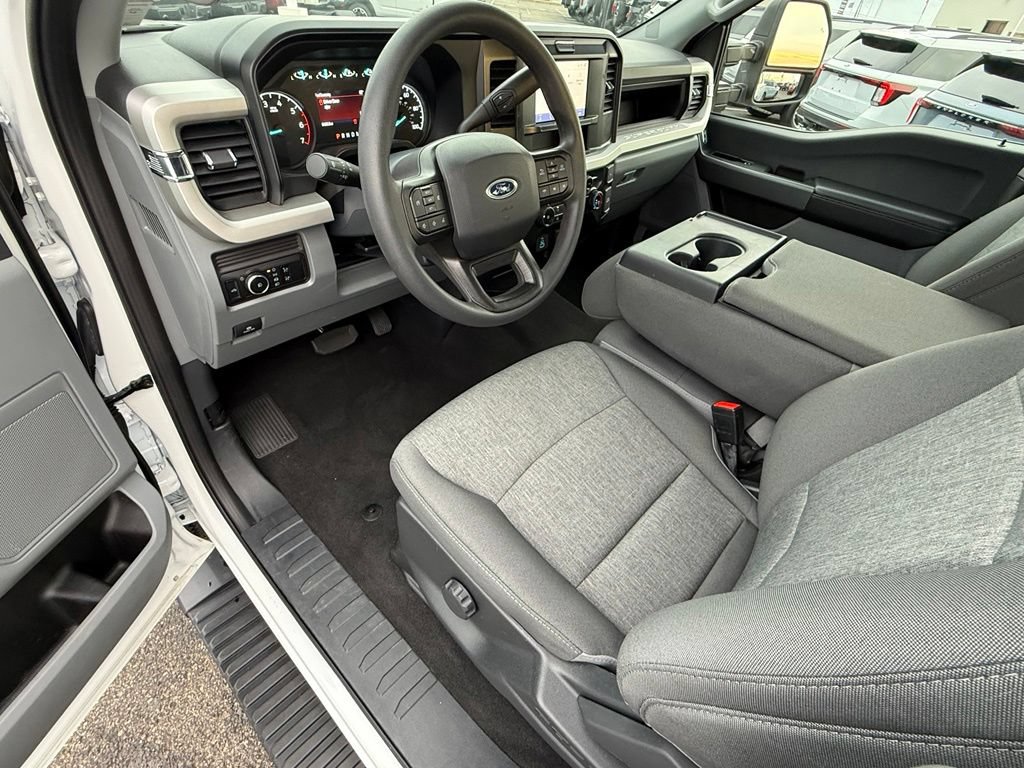 Used 2025 Ford F350 XL w/ STX Appearance Package AWD/4WD image 16
