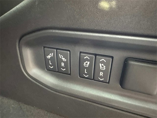 New 2026 Cadillac Vistiq Luxury w/ LPO, Floor Liner Package image 7