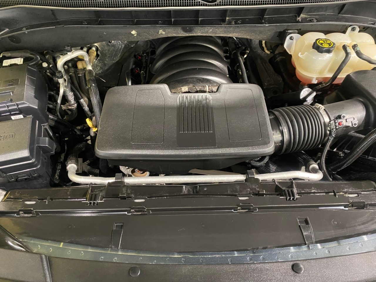 Used 2021 Chevrolet Tahoe Z71 w/ Rear Media and Nav Package image 30