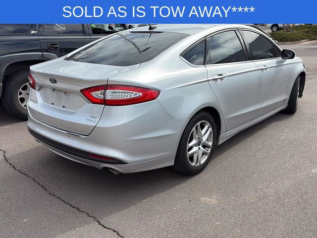 Used 2015 Ford Fusion SE FWD image 3