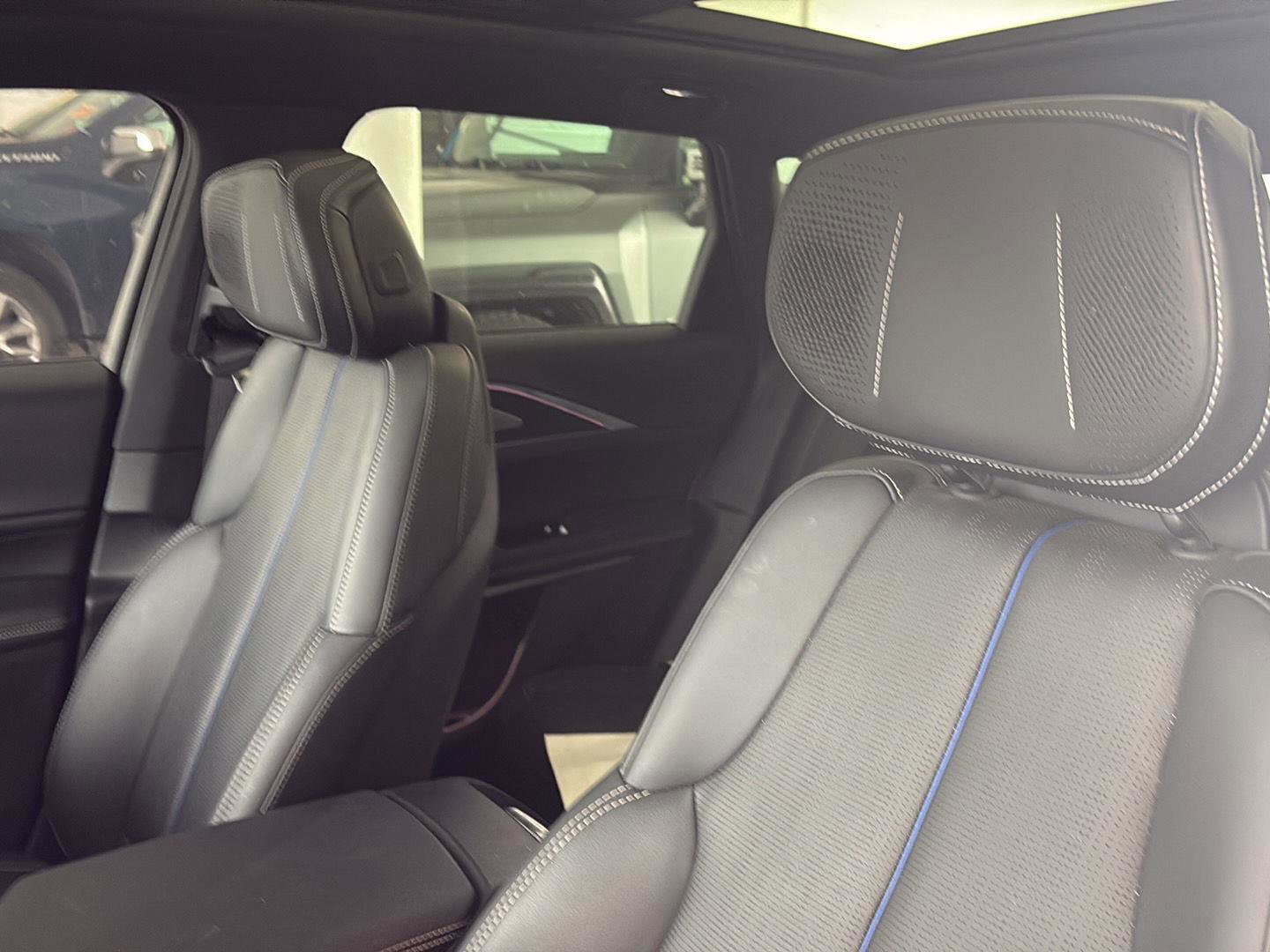 Used 2024 Cadillac Lyriq Sport image 23