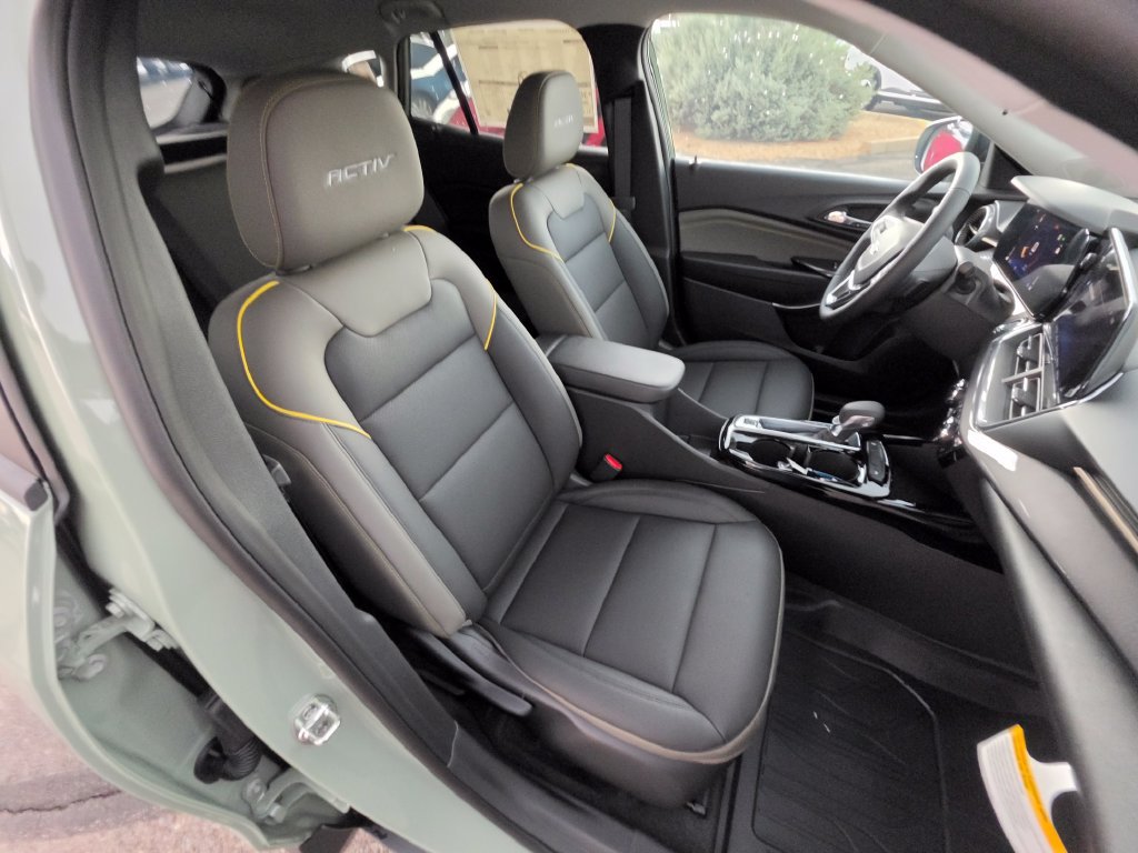New 2026 Chevrolet Trax ACTIV w/ Driver Confidence Package FWD image 12