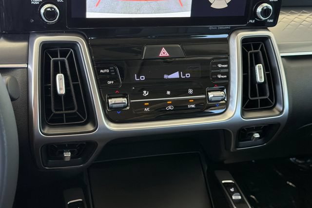 Used 2023 Kia Sorento S w/ Panoramic Sunroof Package FWD image 26