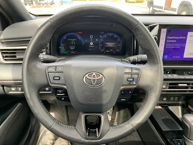 Used 2025 Toyota Camry XSE image 17