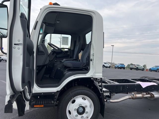 New 2024 Chevrolet Low Cab Forward 5500XG image 10
