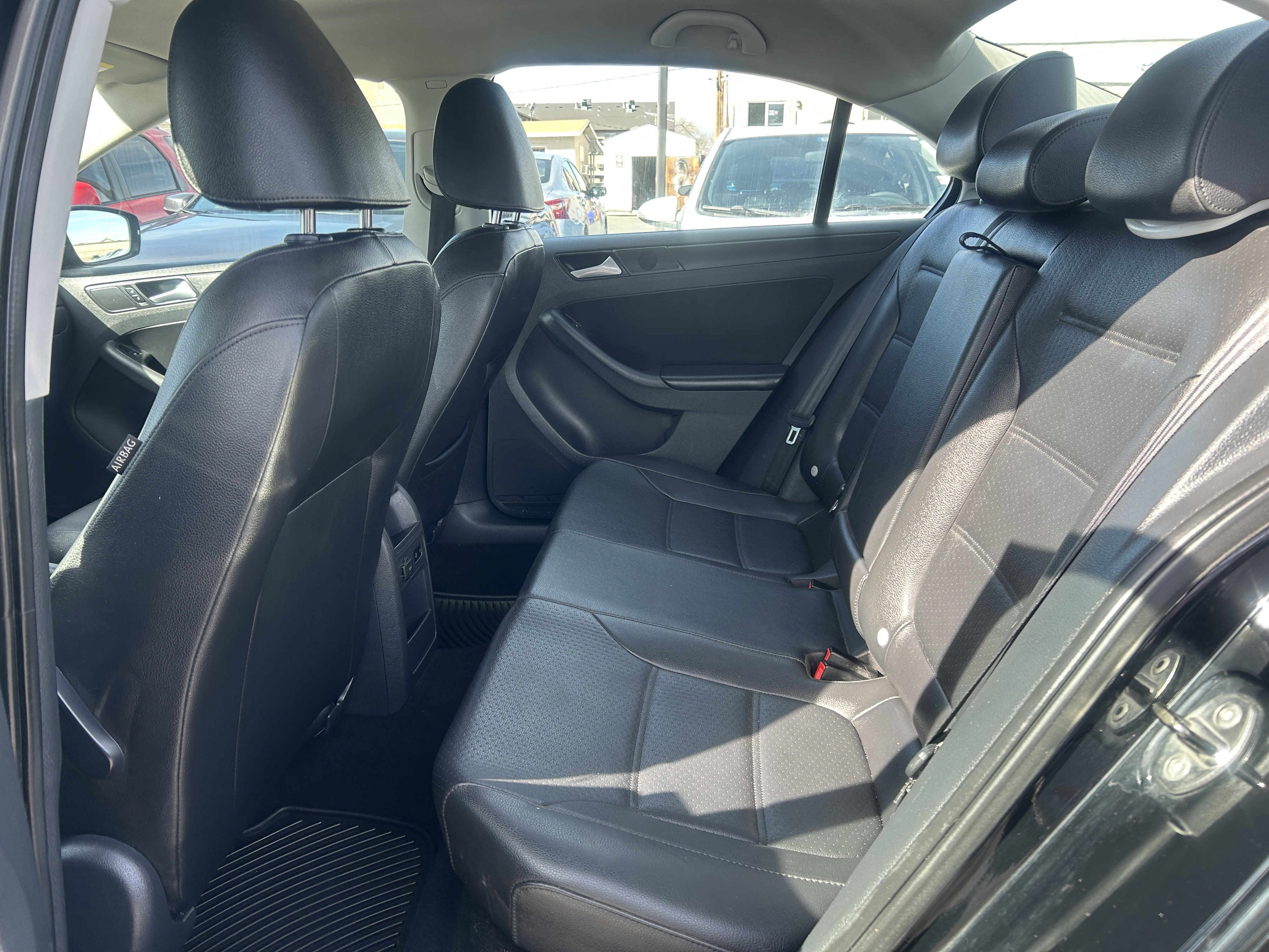 Used 2014 Volkswagen Jetta SE image 12