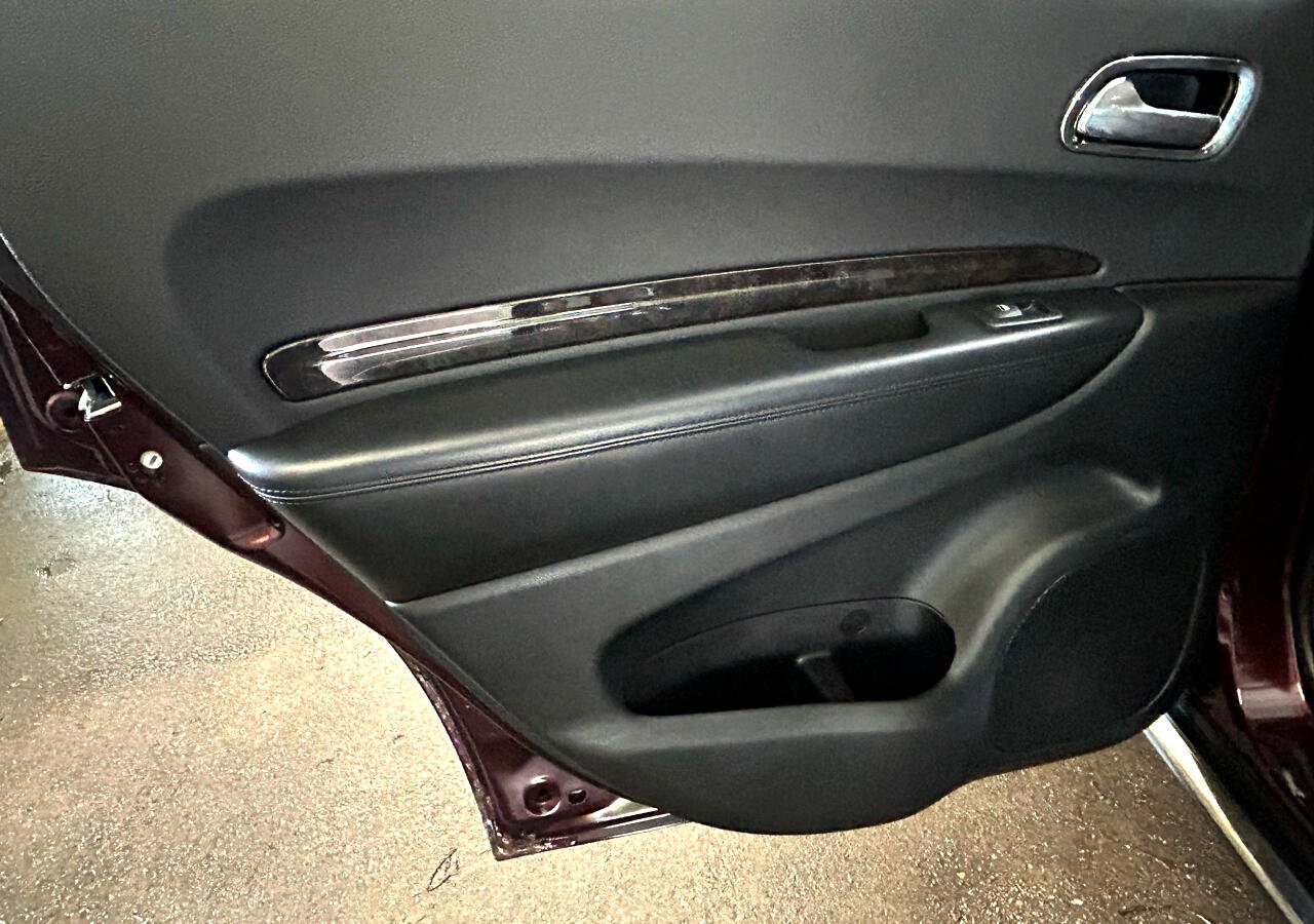 Used 2012 Dodge Durango Crew w/ Entry Nav/Commuter Group image 18