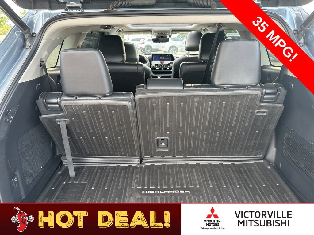 Used 2021 Toyota Highlander Platinum FWD image 13