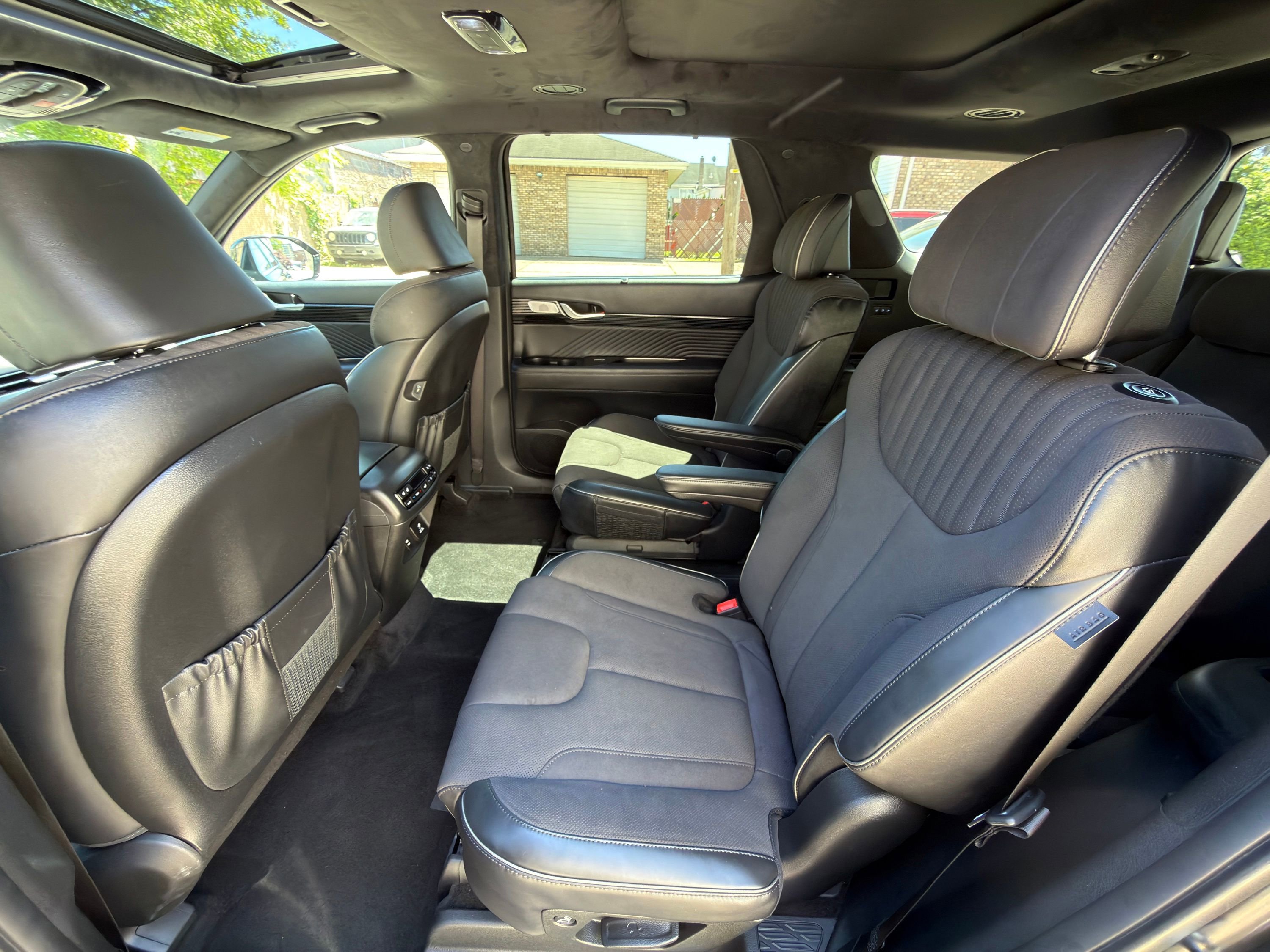 Used 2025 Hyundai Palisade Calligraphy AWD/4WD image 23