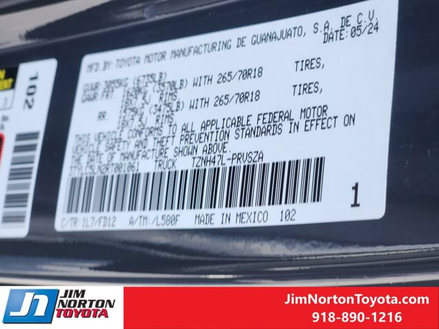 Used 2024 Toyota Tacoma TRD Off-Road AWD/4WD image 33
