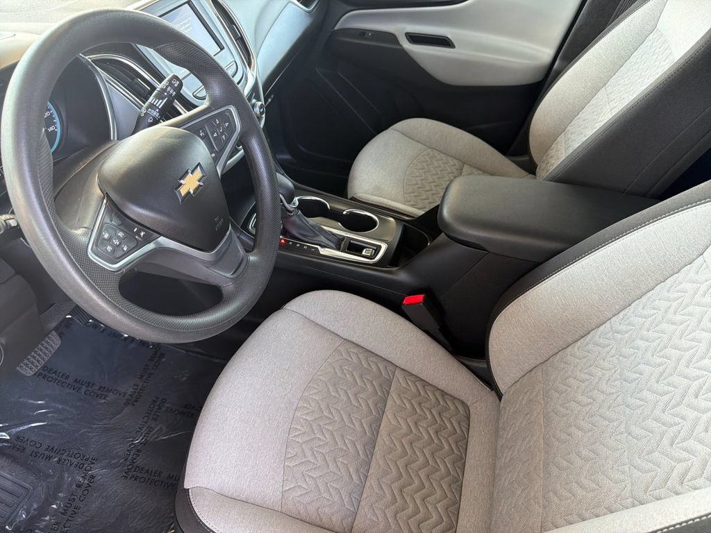 Used 2022 Chevrolet Equinox LS w/ LPO, Floor Liner Package AWD/4WD image 9