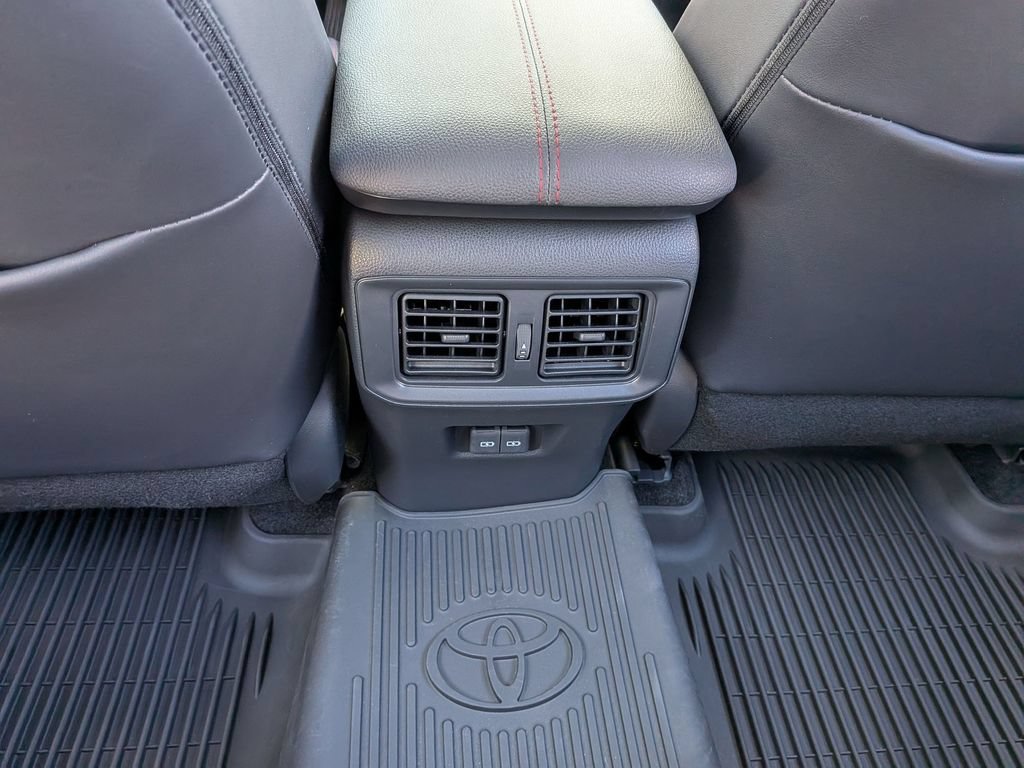 Used 2022 Toyota RAV4 XSE w/ Premium Package AWD/4WD image 18