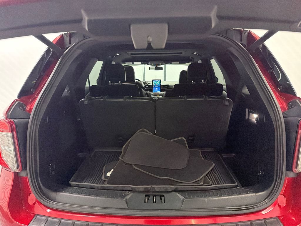 Used 2020 Ford Explorer ST w/ ST Street Pack image 20