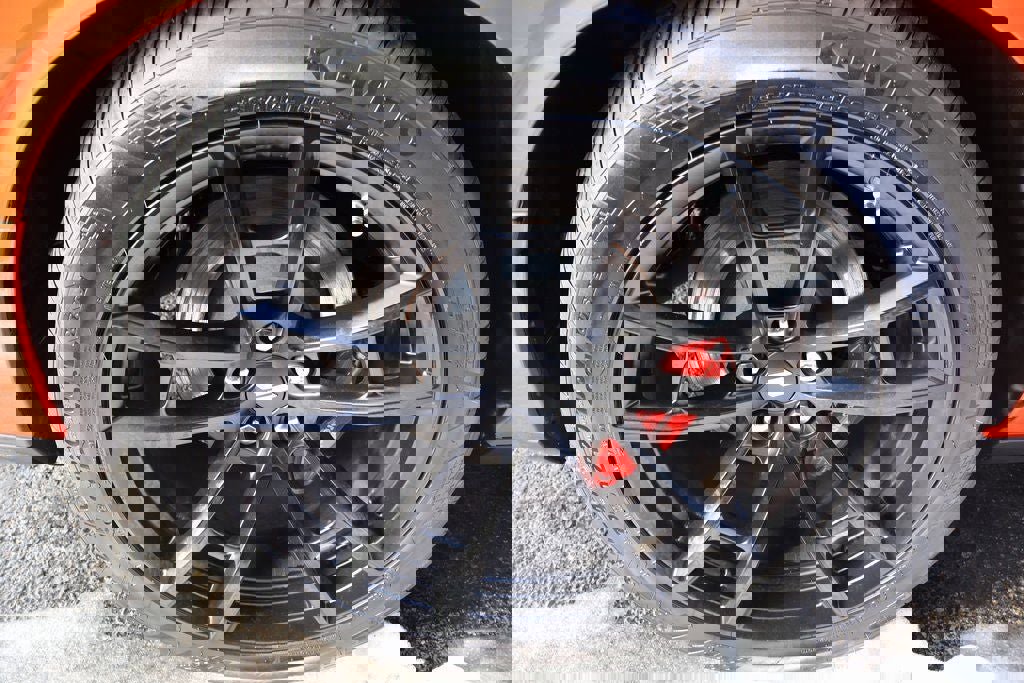 Used 2023 Dodge Challenger R/T w/ Plus Package image 7