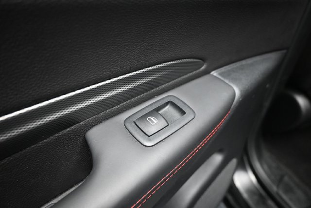 Used 2025 Dodge Durango R/T AWD/4WD image 27