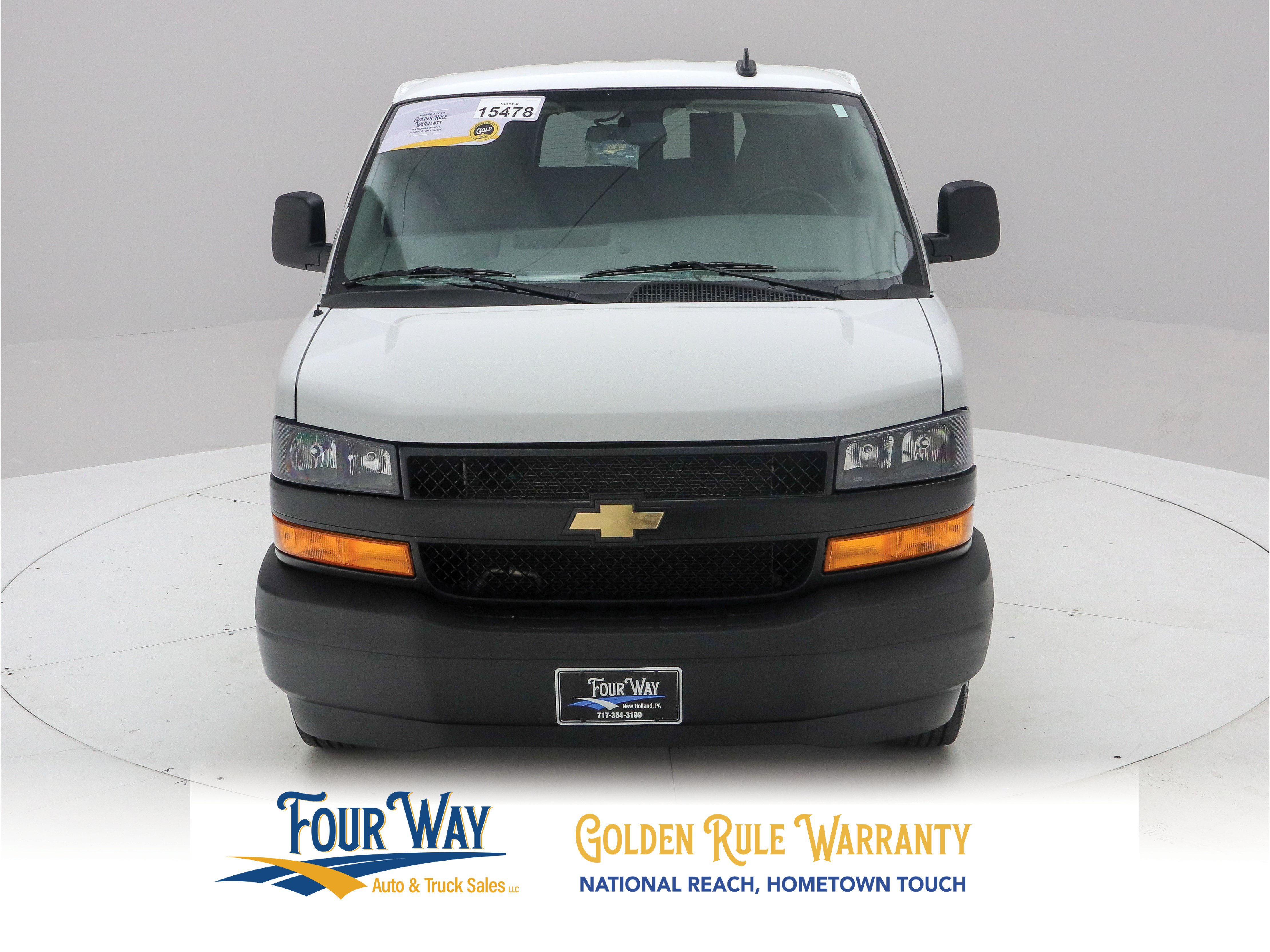 Used 2025 Chevrolet Express 3500 LS RWD image 9