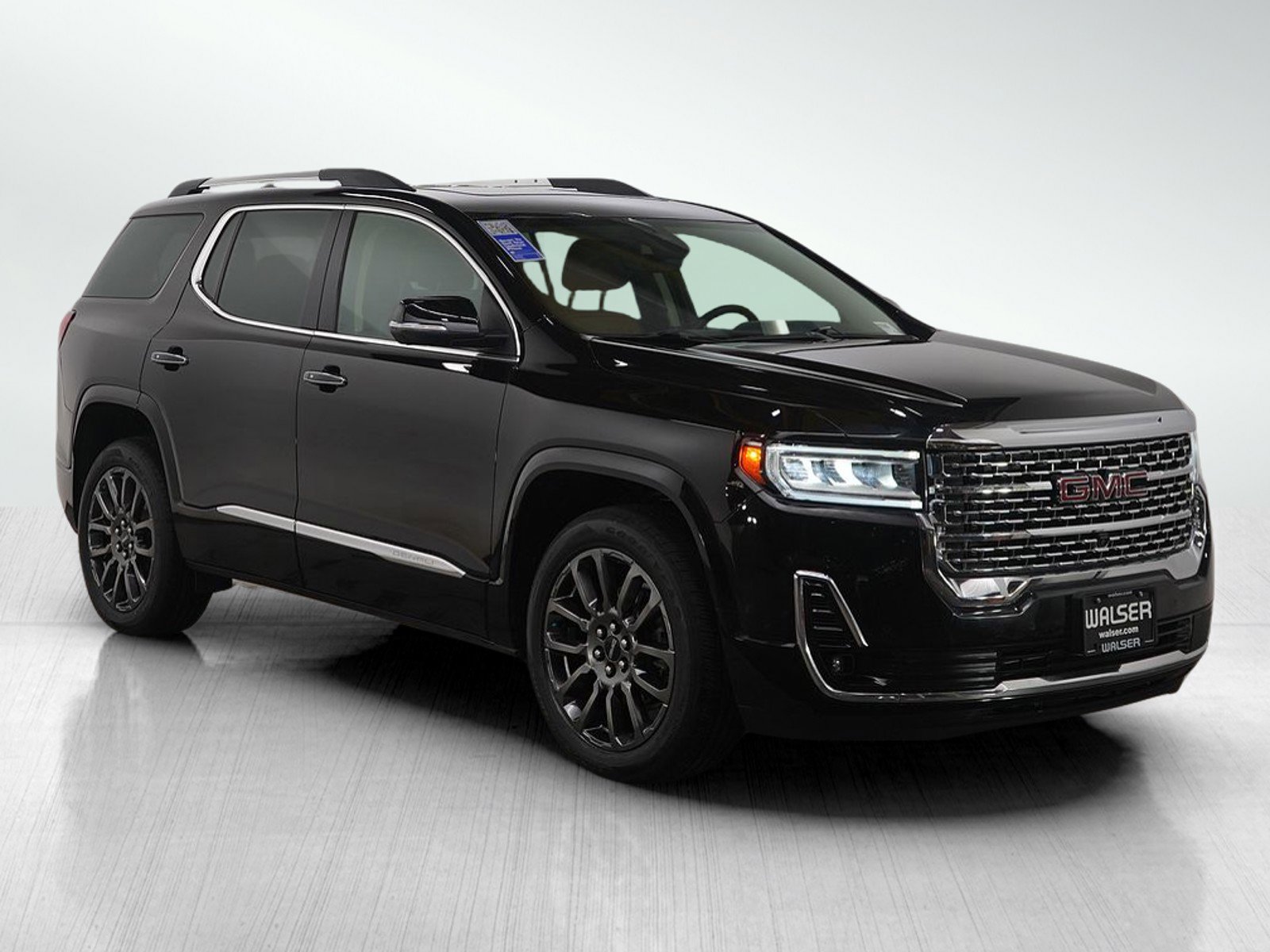 Used 2023 GMC Acadia Denali image 7