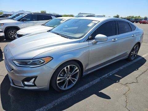 Used 2020 Ford Fusion Titanium image 2