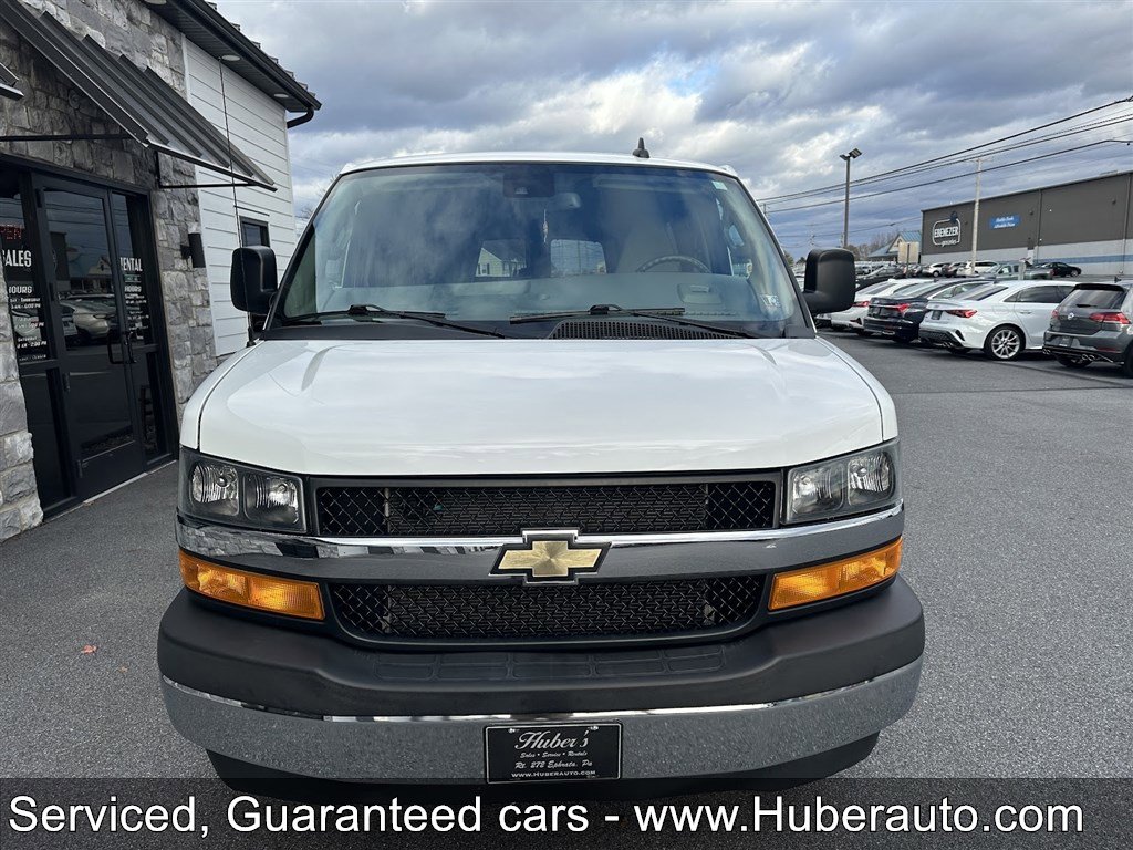 Used 2023 Chevrolet Express 3500 LT w/ LT Preferred Equipment Group RWD image 2