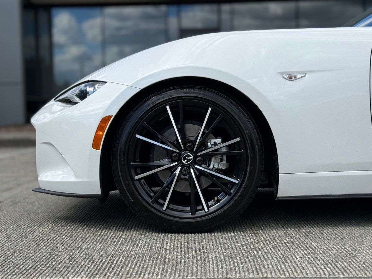 Used 2025 MAZDA MX-5 Miata RF Grand Touring RWD image 10