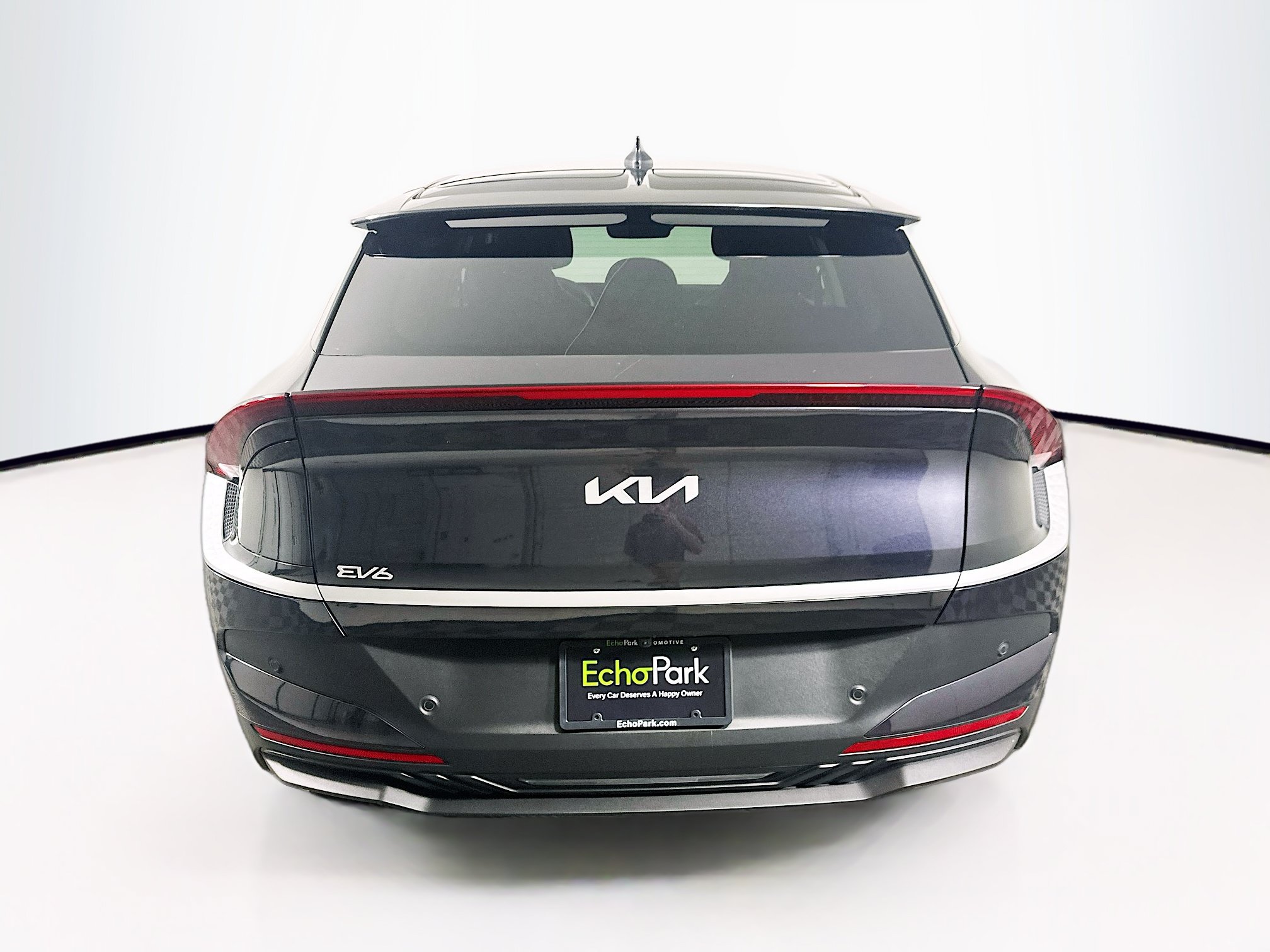 Used 2025 Kia EV6 Light w/ Light LR Technology Package RWD image 7
