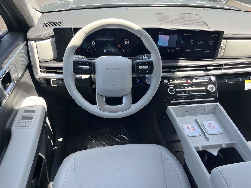 New 2027 Hyundai Santa Fe SE FWD image 12