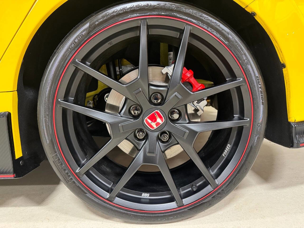 Used 2021 Honda Civic Type R Limited image 29