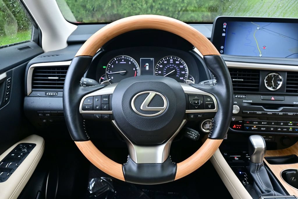 Used 2022 Lexus RX 350L Premium w/ Premium Package AWD/4WD image 26