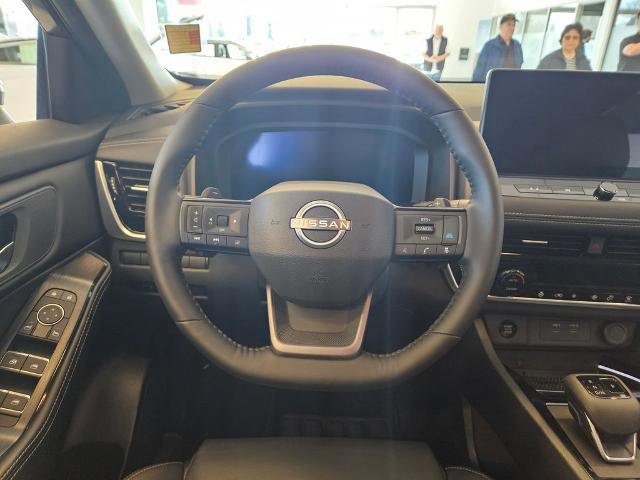 Certified 2025 Nissan Rogue SL image 17