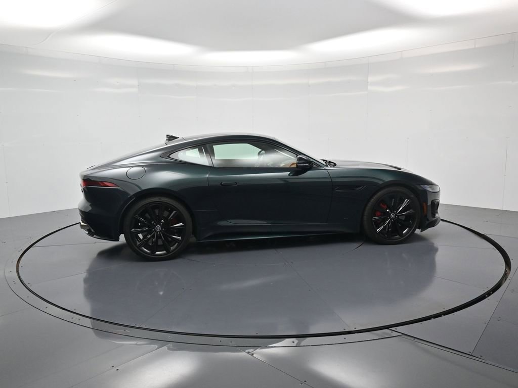 Used 2024 Jaguar F-TYPE R image 31