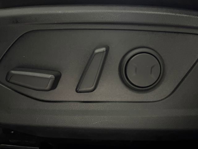 Used 2023 Hyundai Santa Cruz SEL Premium w/ Cargo Package image 6