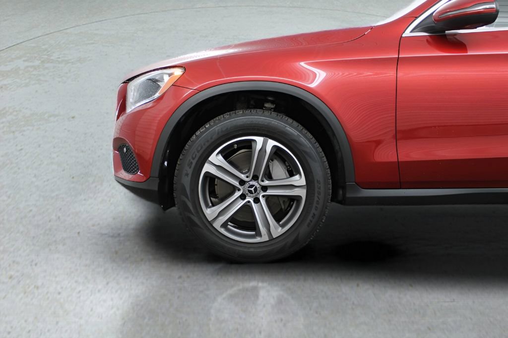 Used 2019 Mercedes-Benz GLC 300 4MATIC image 36