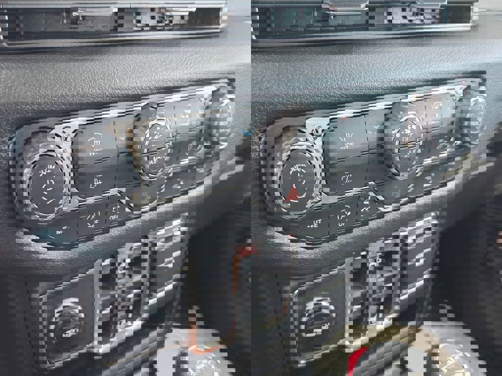 New 2026 Jeep Gladiator Sport image 17