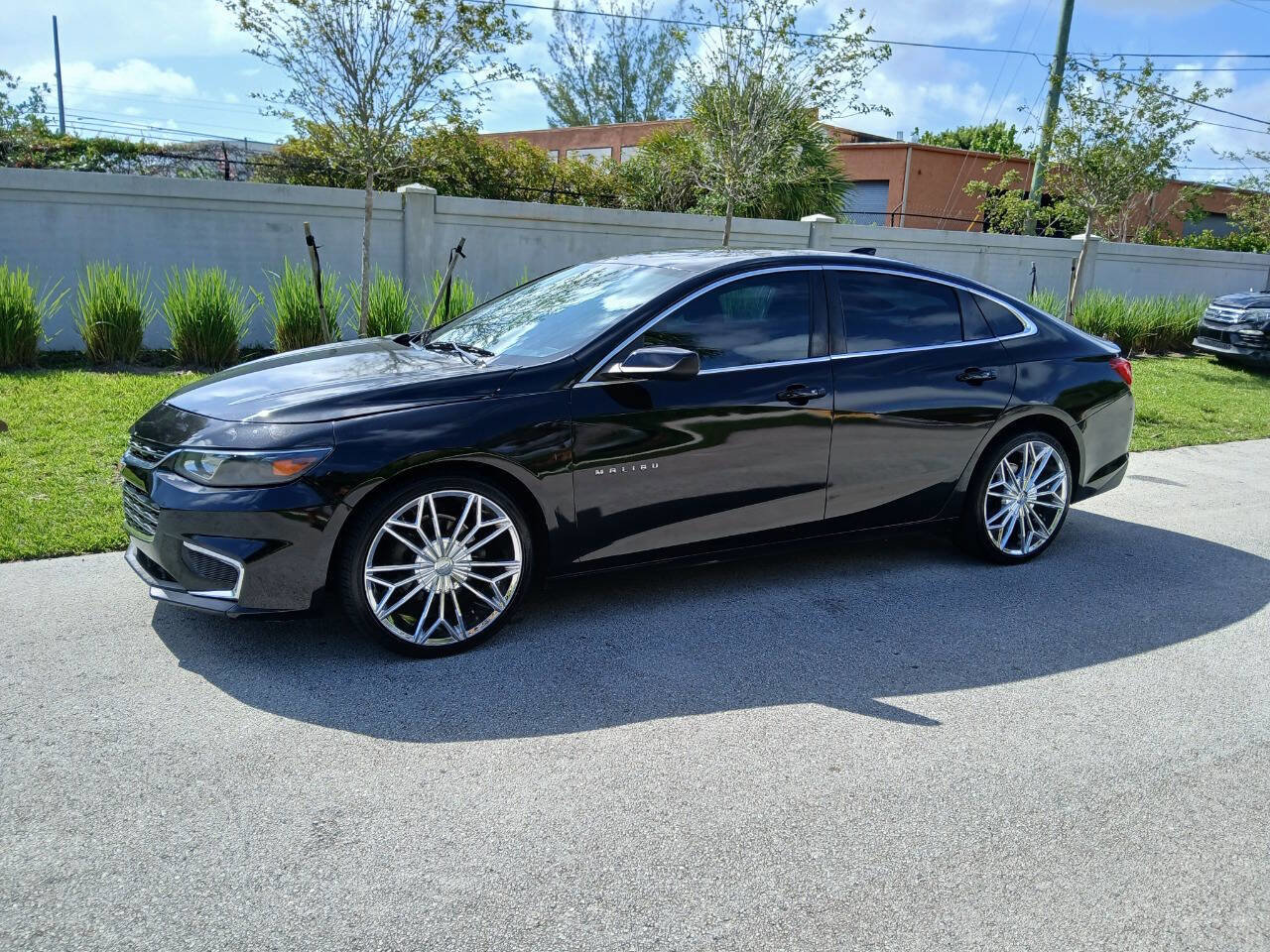 Used 2016 Chevrolet Malibu LS FWD image 1