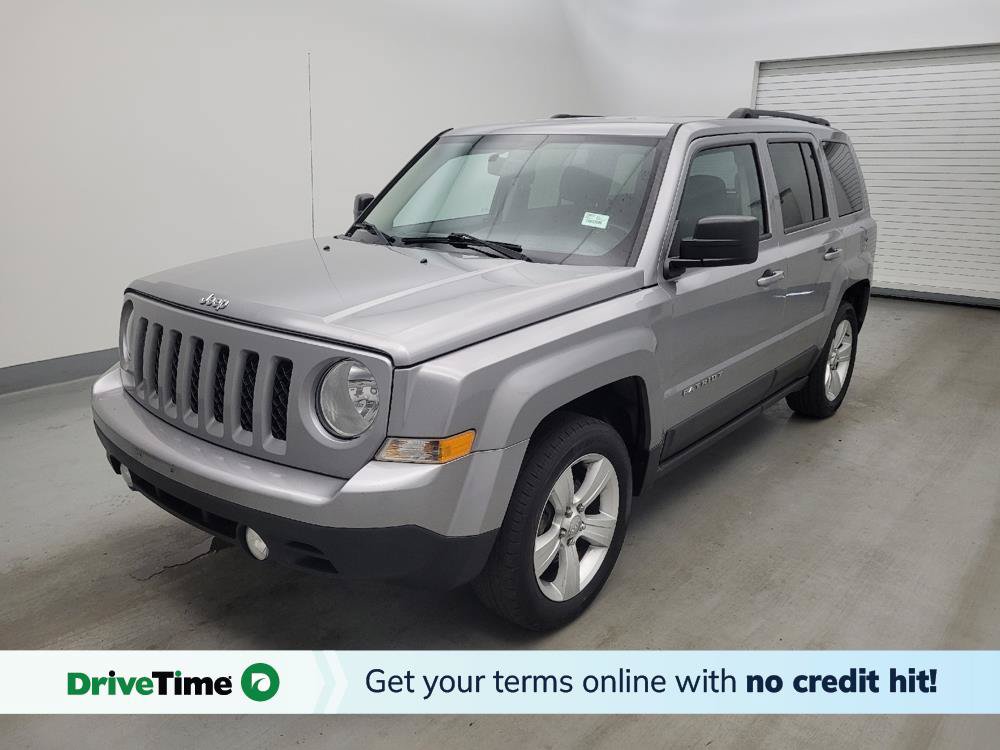 Used 2016 Jeep Patriot Latitude FWD image 1