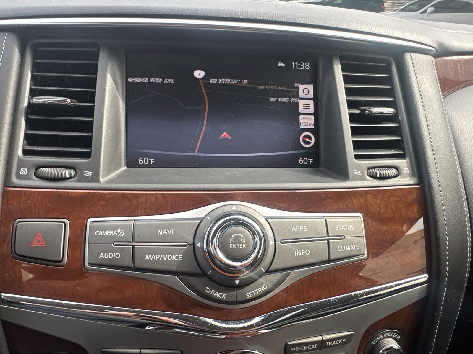 Used 2019 INFINITI QX80 Luxe w/ Proassist Package AWD/4WD image 11
