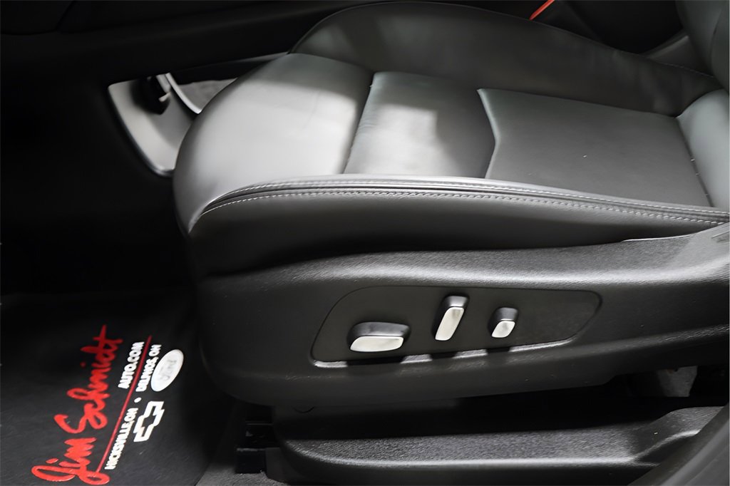 Used 2024 Cadillac XT6 Sport w/ Technology Package image 21