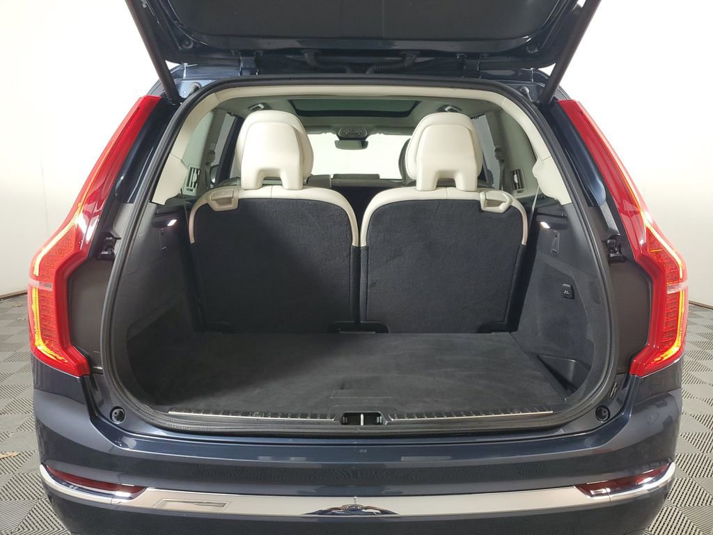 Certified 2025 Volvo XC90 B6 Ultra image 11