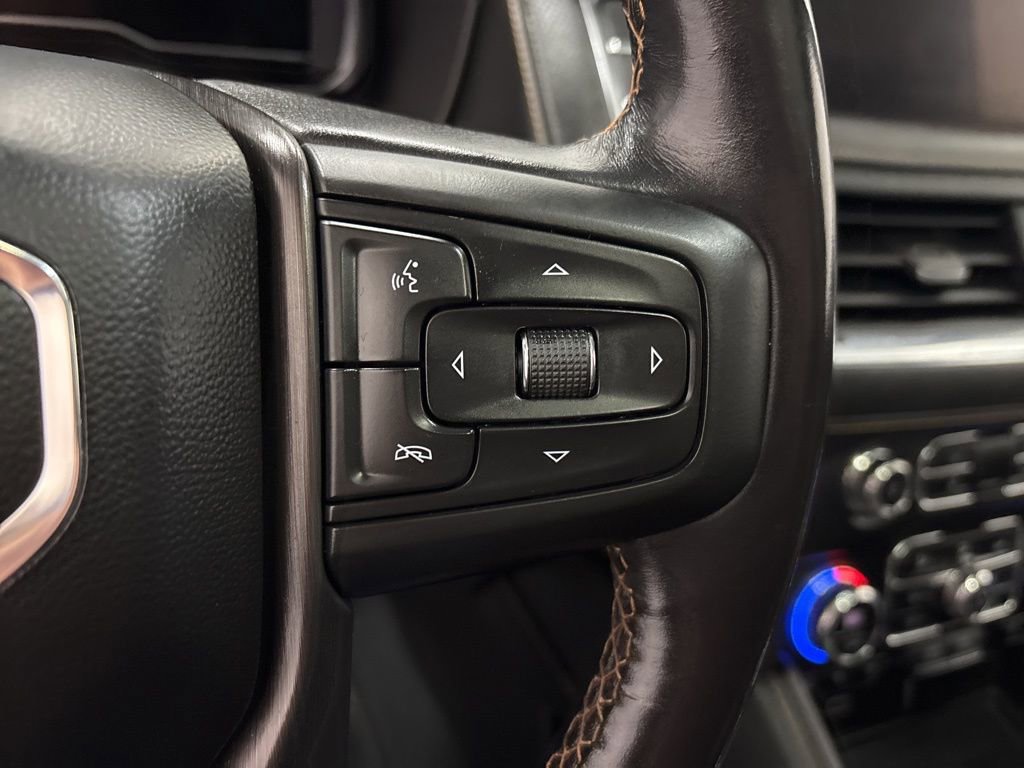 Used 2023 GMC Yukon XL AT4 w/ Technology Package image 23