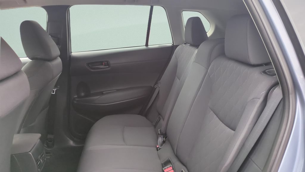 Used 2024 Toyota Corolla Cross LE FWD image 10