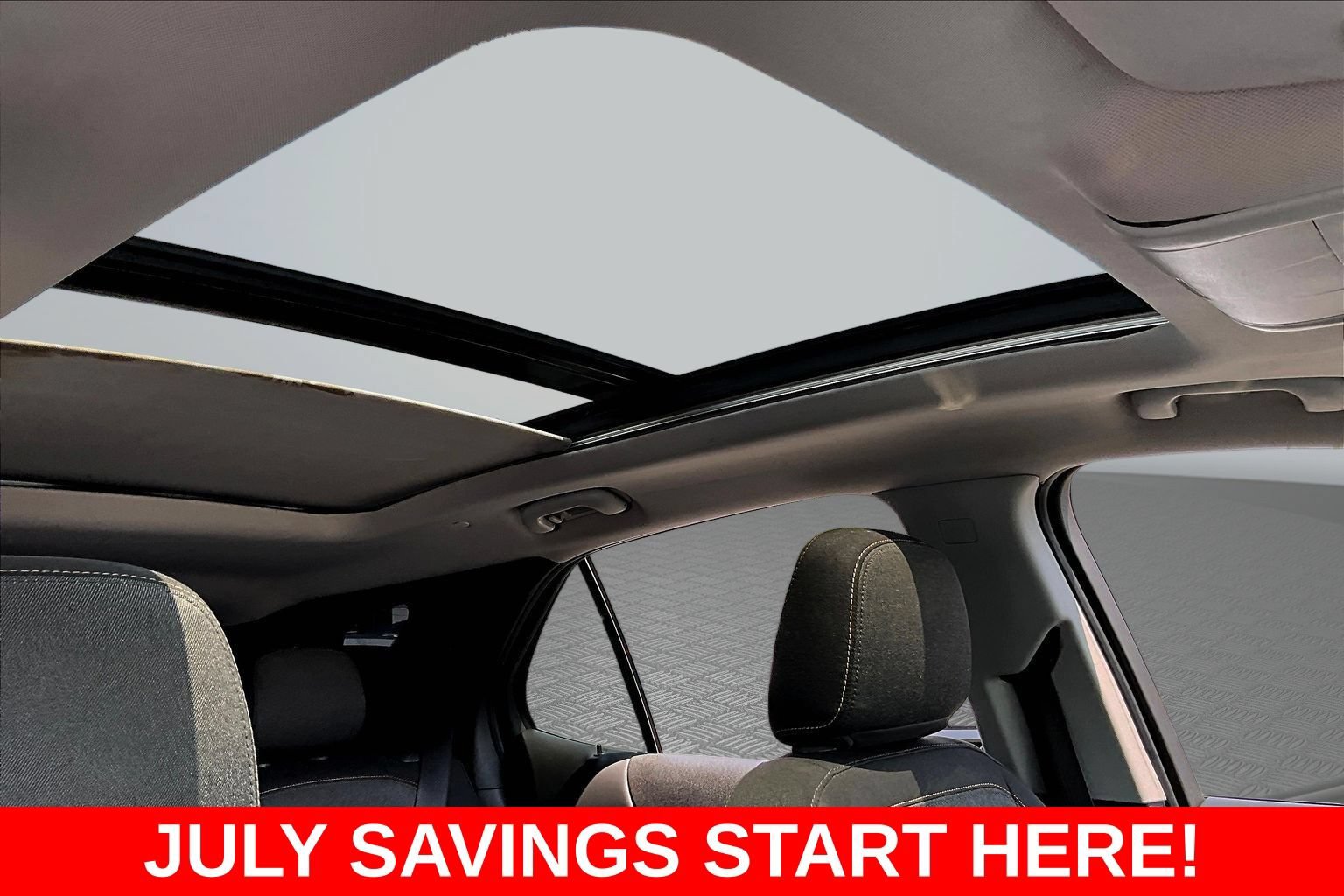 Used 2018 Chevrolet Equinox LT w/ Sun & Infotainment Package AWD/4WD image 31