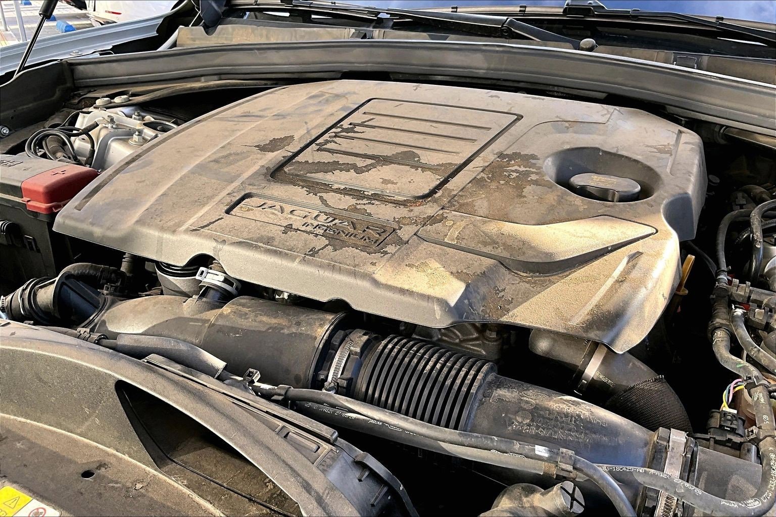 Used 2021 Jaguar F-PACE S image 31