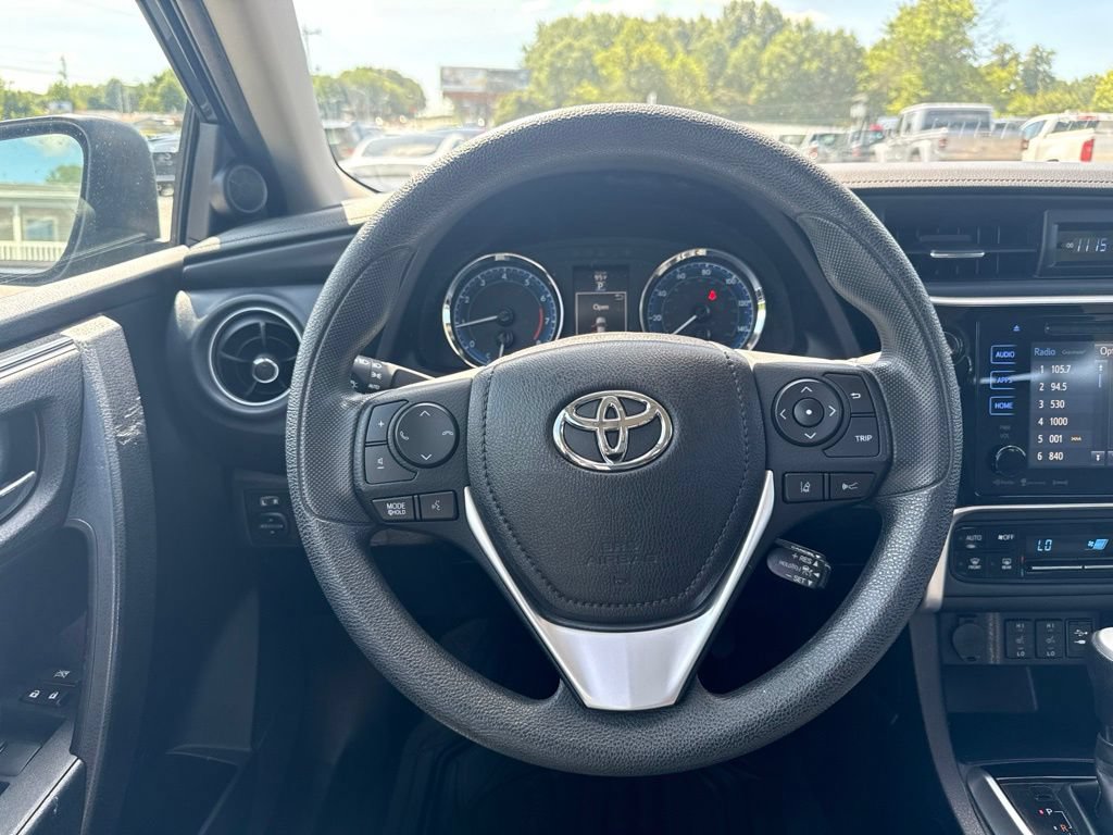 Used 2017 Toyota Corolla XLE w/ Carpet Mat Package (TMS) FWD image 9