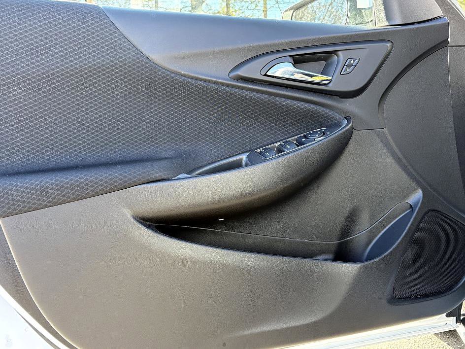 Certified 2024 Chevrolet Malibu LS image 16